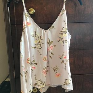 NWT Light Purple Floral Lush Sleeveless Blouse